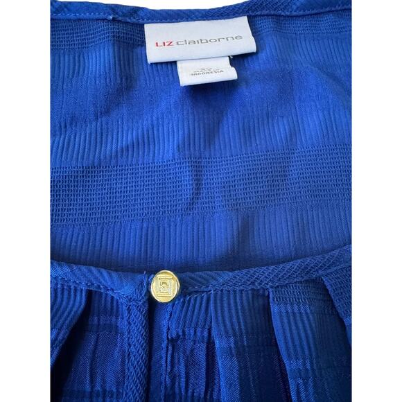 Liz Claiborne Women’s Plus 2X Blue Textured Short Sleeve Blouse Top Pullover - Picture 4 of 8